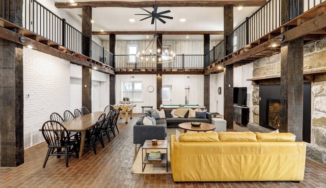 The Barn at Legacy Manor