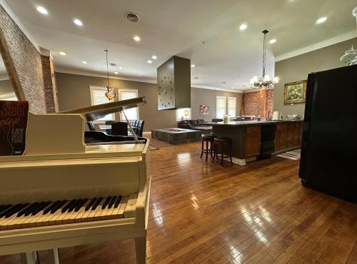 The Brick-Road Penthouse