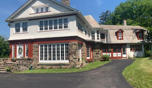The Waverly Mansion
