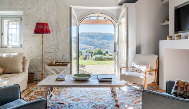 Todi - Extraordinary designed villa with spectacular views. Miani Group
