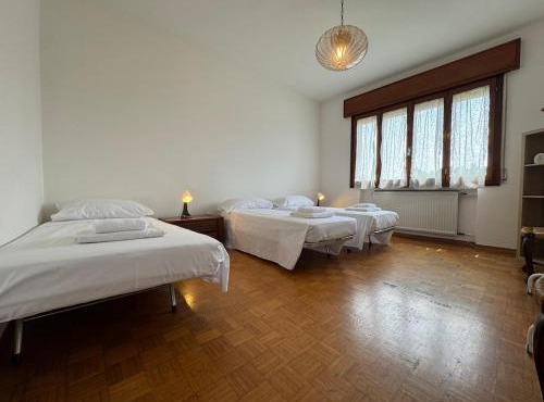 Top accommodation for flights and groups