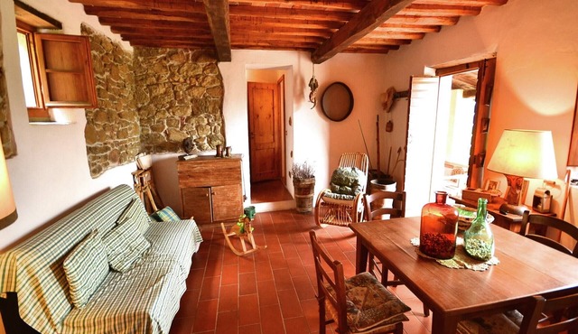 Tranquil Cottage, San Quirico