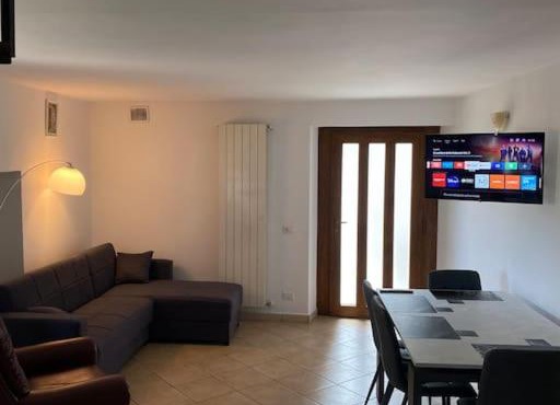 TreeStay - Modern 2 Floor 2 Bathroom Apartment