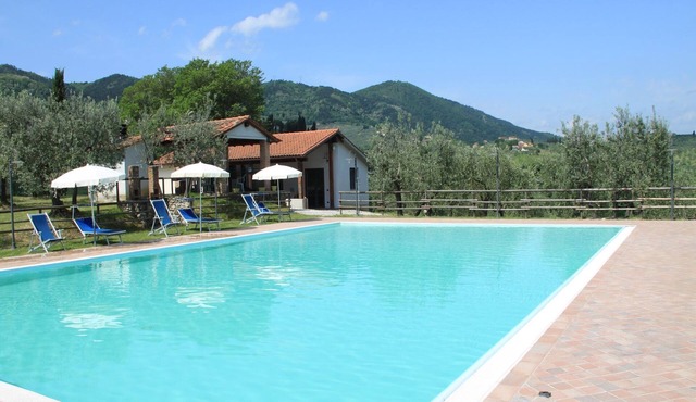 Tuscan heaven; Vinci and Pistoia