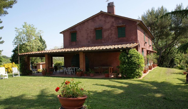 TUSCANY COUNTRY HOUSE