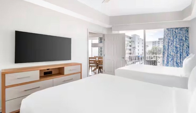 TWO 2BR Suite for Family Fun, Lagoon Adventures & Sand Play - Ideal for Group