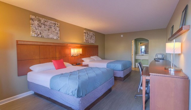 Two Airy & Relaxing 2 Queen Bed Room with All the Essentials for a Fun Stay