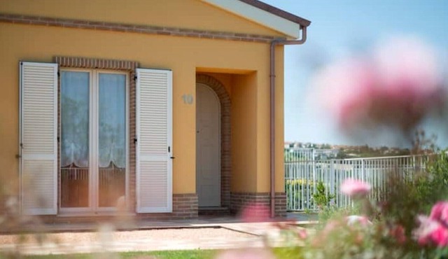 Two-room Suite 10 with Conero panorama in the countryside