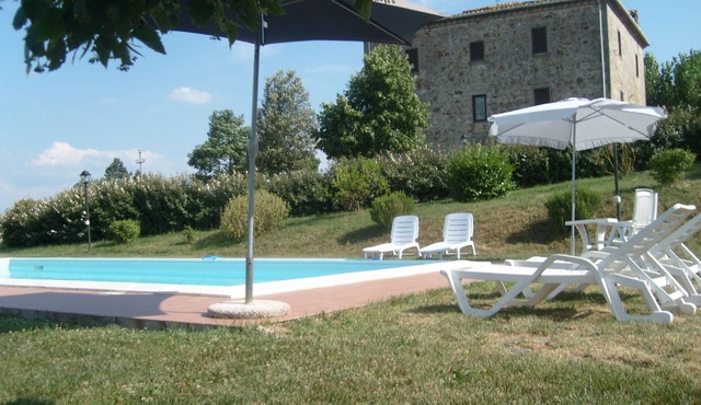 Typical Umbrian farmhouse - Exclusive