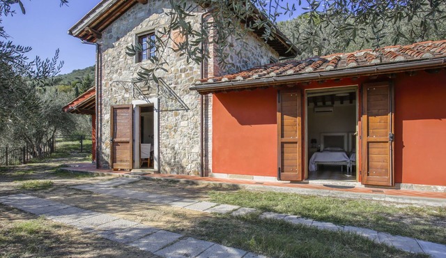 Vacation home Iacopo by Interhome