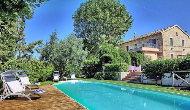 Villa Accordo: A characteristic and welcoming two-story villa surrounded by the greenery, with Free WI-FI.