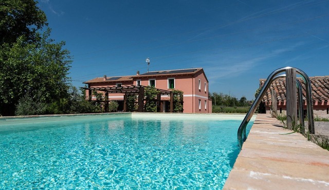 Villa 'All'ombra Della Quercia' with Private Pool, Wi-Fi and Air Conditioning