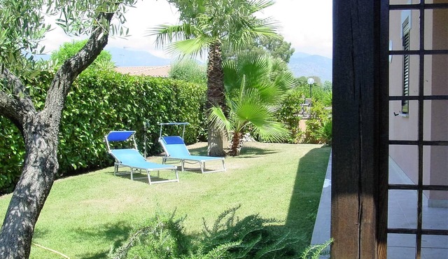 Villa Barbie Between Terracina and Sperlonga, 400 mt From Beach
