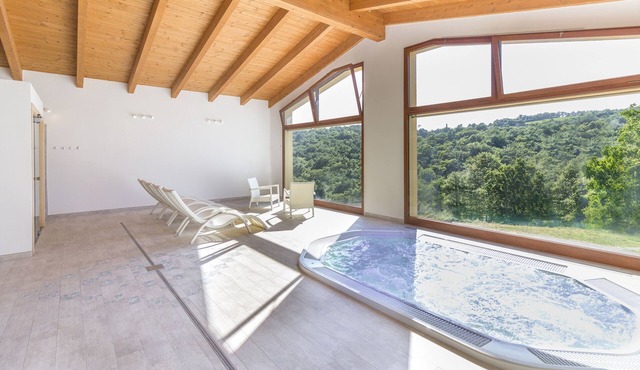 Villa Cantone with view, private pool and private SPA, perfect for groups!