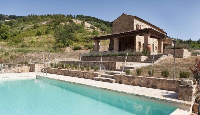 VILLA CANTUCCI