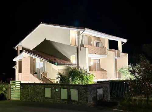 Villa Cattleya