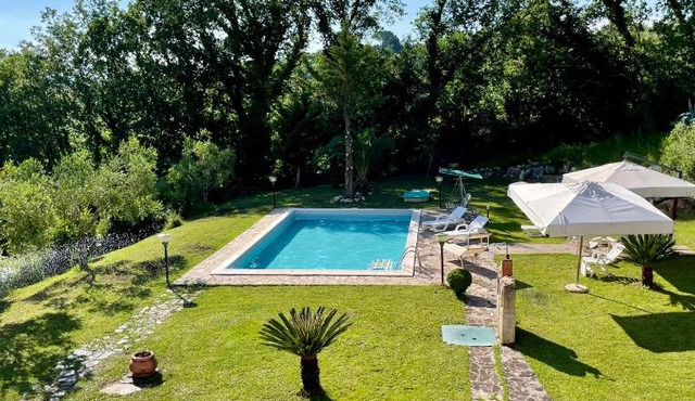 Villa con Piscina Donna Romina