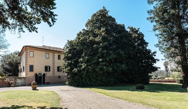 Villa del 700 Gli Affreschi di Tiziana
