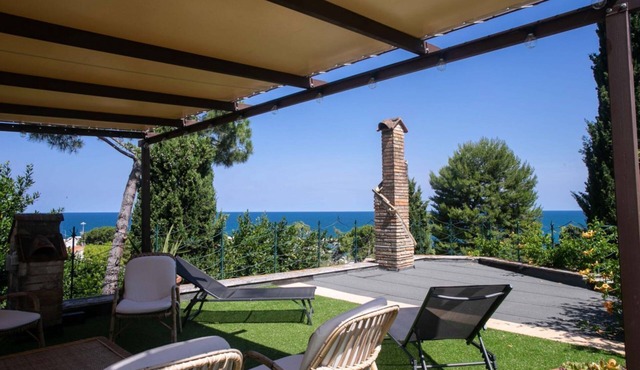 VILLA DEL MARE - Numana, wonderful villa 100mt from the sea