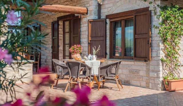 Villa Doriana 6 - Three Bedroom Villa, Sleeps 6