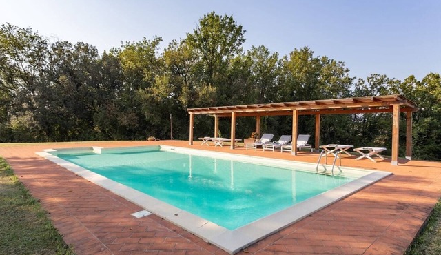 Villa Elsa - Farmhouse with pool in Tuscany