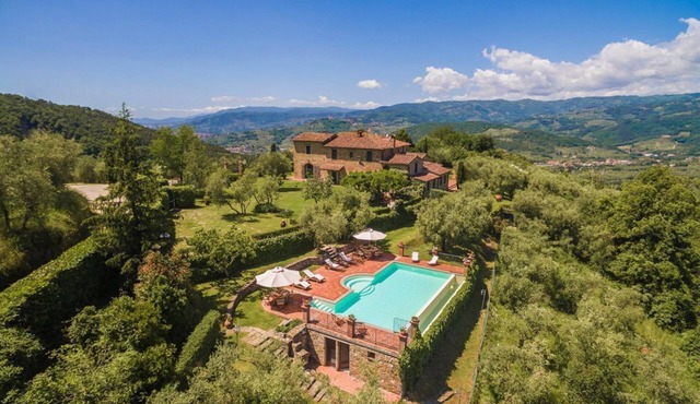 Villa I Grilli - Seven Bedroom Villa, Sleeps 15