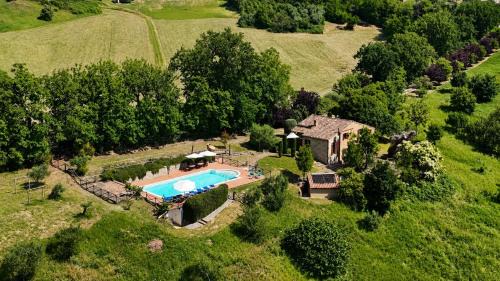 Villa Il Rigogolo - Private Pool - 10 Guests - Panoramic Marche Hills