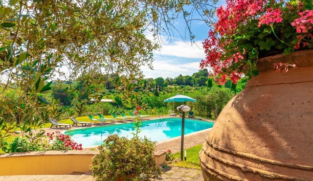 Villa in Fano with 6 bedrooms sleeps 14