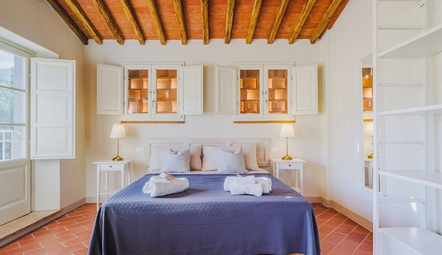 Villa/Independent home in Capannori with 3 bedrooms sleeps 6