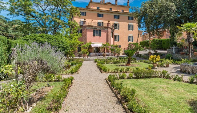 Villa Lemura 16+4, Emma Villas
