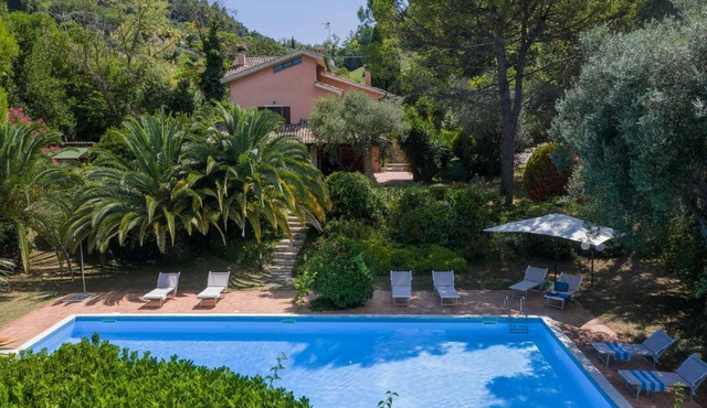 Villa Lucia 9 - Three Bedroom Villa, Sleeps 9