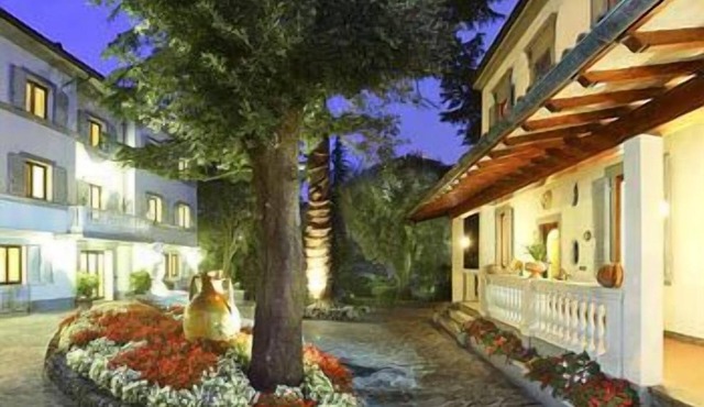 Villa Maria