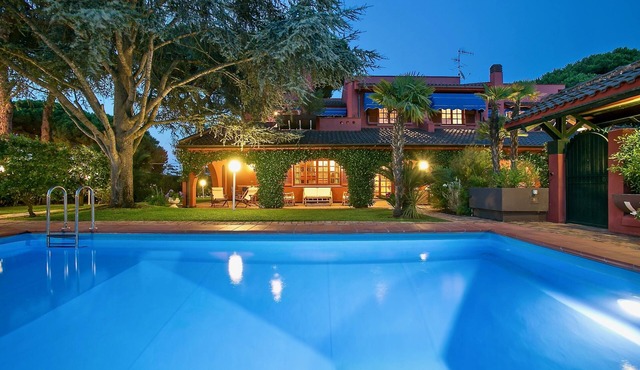 Villa MariSoul | Private Pool, BBQ & Garden | San Felice Circeo