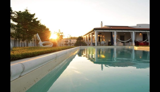 Villa Miami have private heated pool ,
