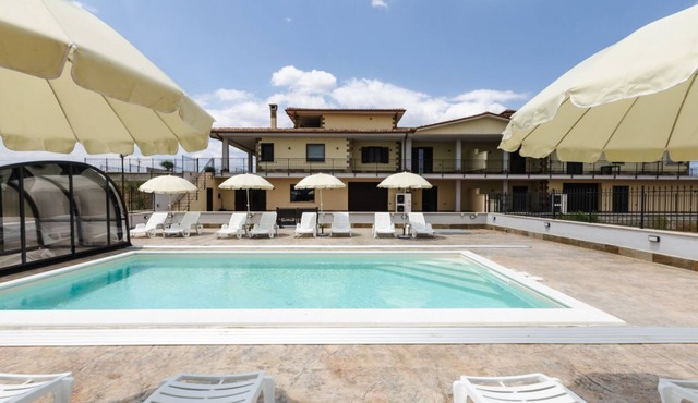 Villa Monterazzano by MMega