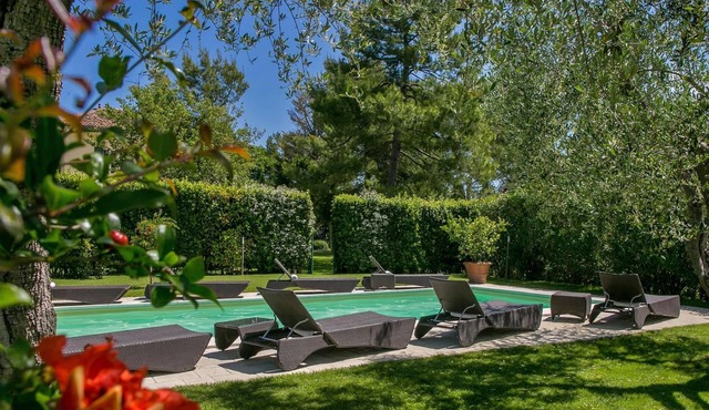 Villa Nobile 9 - Four Bedroom Villa, Sleeps 9