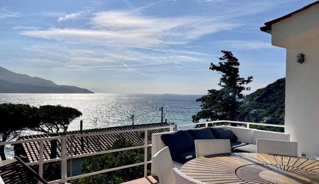 Villa Occhiata – Stunning Sea View Villa on Elba Island