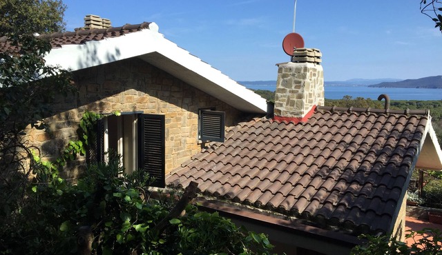 villa overlooking the bay
