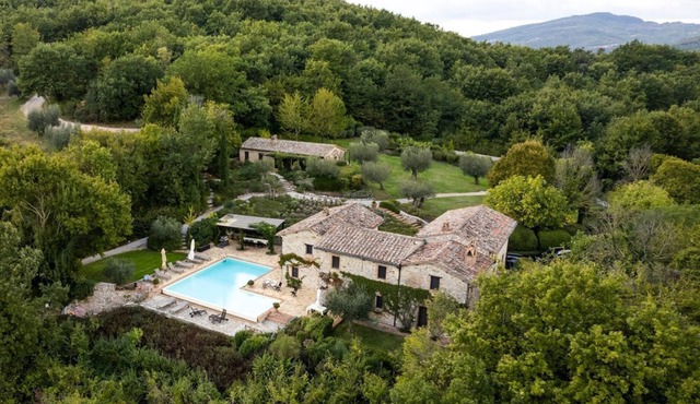Villa Petroia - Six Bedroom Villa, Sleeps 12