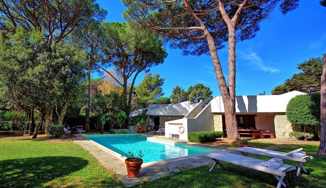 Villa Rocca Mare - Villa with pool by the sea