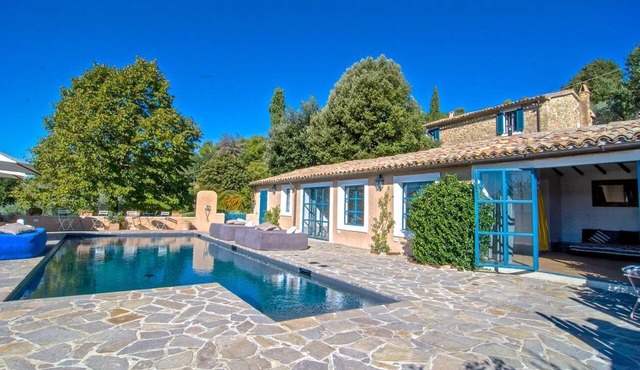 Villa Saragano by MMega