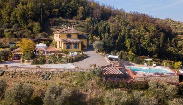 Villa Sole di Toscana stunning villa with p/pool