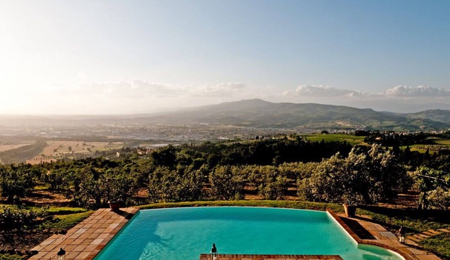 Villa Sunflower - By Belcantovillas