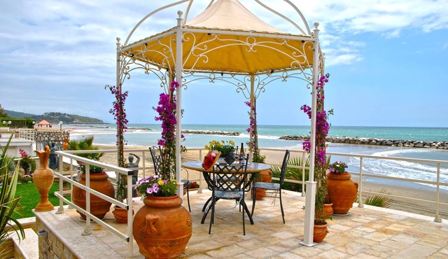 Villa Venus on the beach