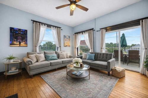 Walkable Historic District Riverview Escape