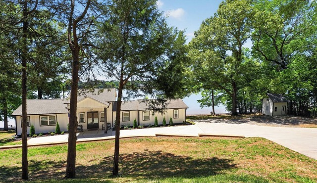 Waterfront + Sunset + Dock Views and Lake Wylie