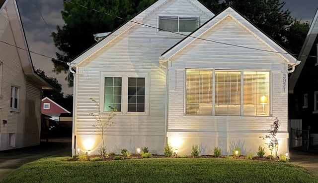 White Haven l 2 King Beds l Game Lounge l Walk to KY Expo & Close to Churchill