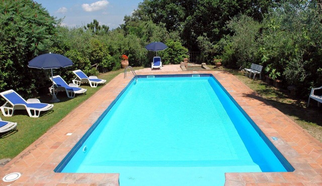 Wonderful private villa for 9 people with WIFI, private pool, TV, patio and pets allowed