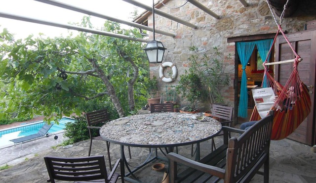 Wonderfully cosy studio on the ground floor