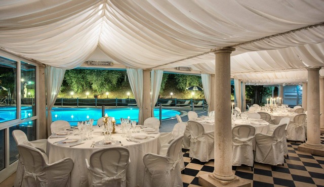Wonderful private villa for 14 guests with private pool, WIFI, A/C